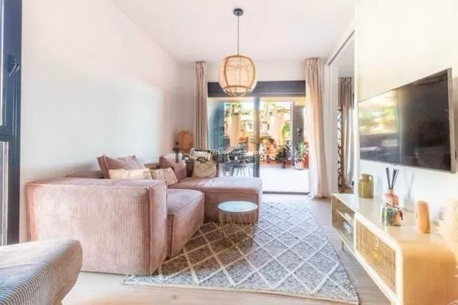 Återförsäljning - Lägenheter -
Orihuela Costa - Villamartín