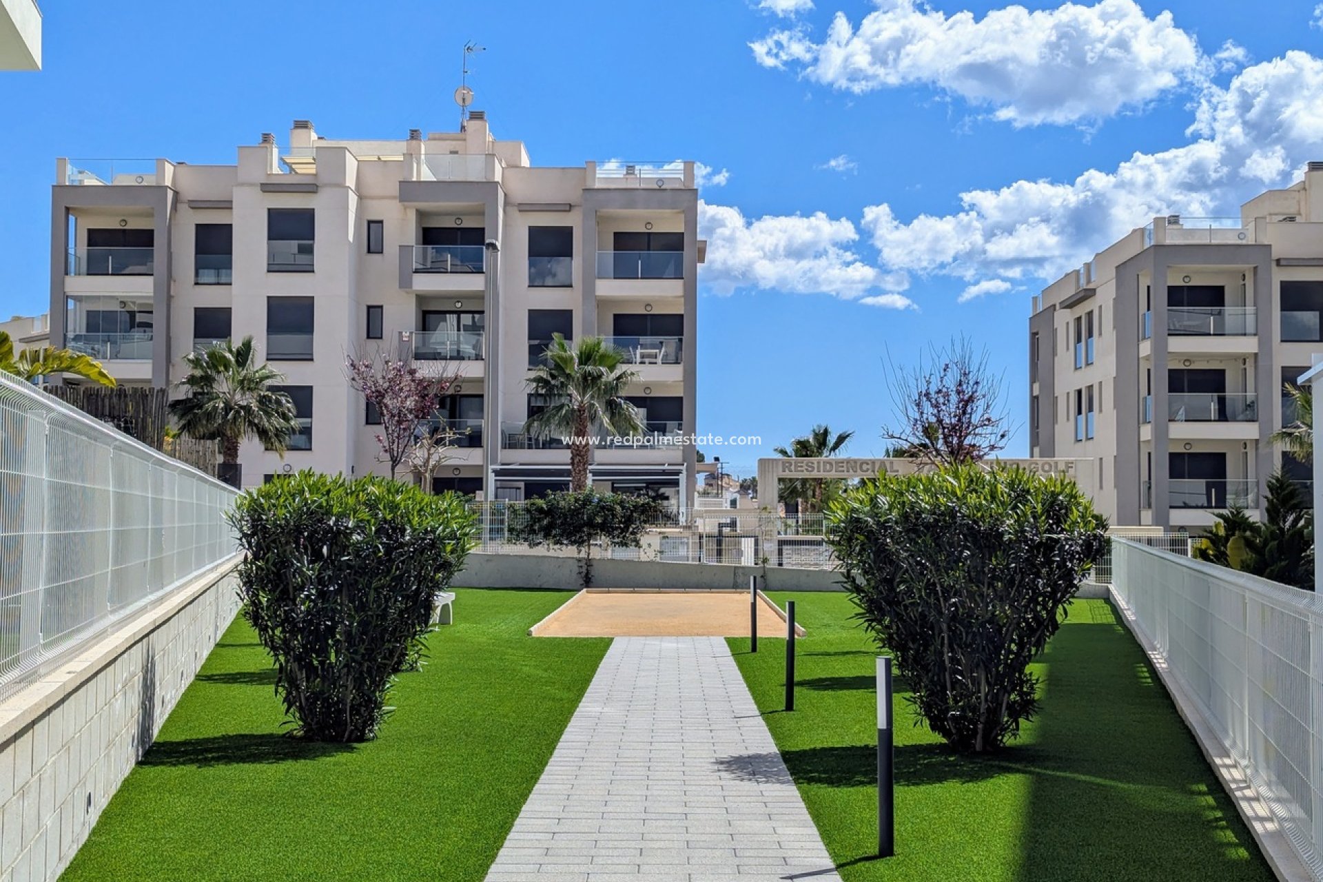 Återförsäljning - Lägenheter -
Orihuela Costa - Villamartín
