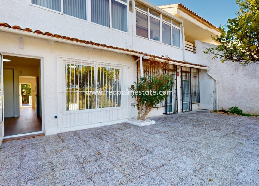 Återförsäljning - Lägenheter -
Orihuela Costa - Villamartín