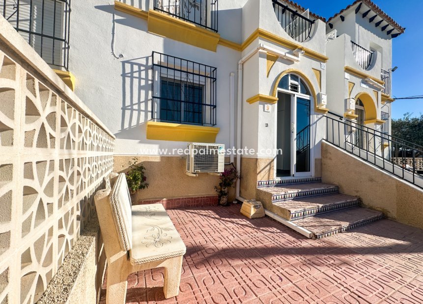 Återförsäljning - Lägenheter -
Orihuela Costa - Villamartín