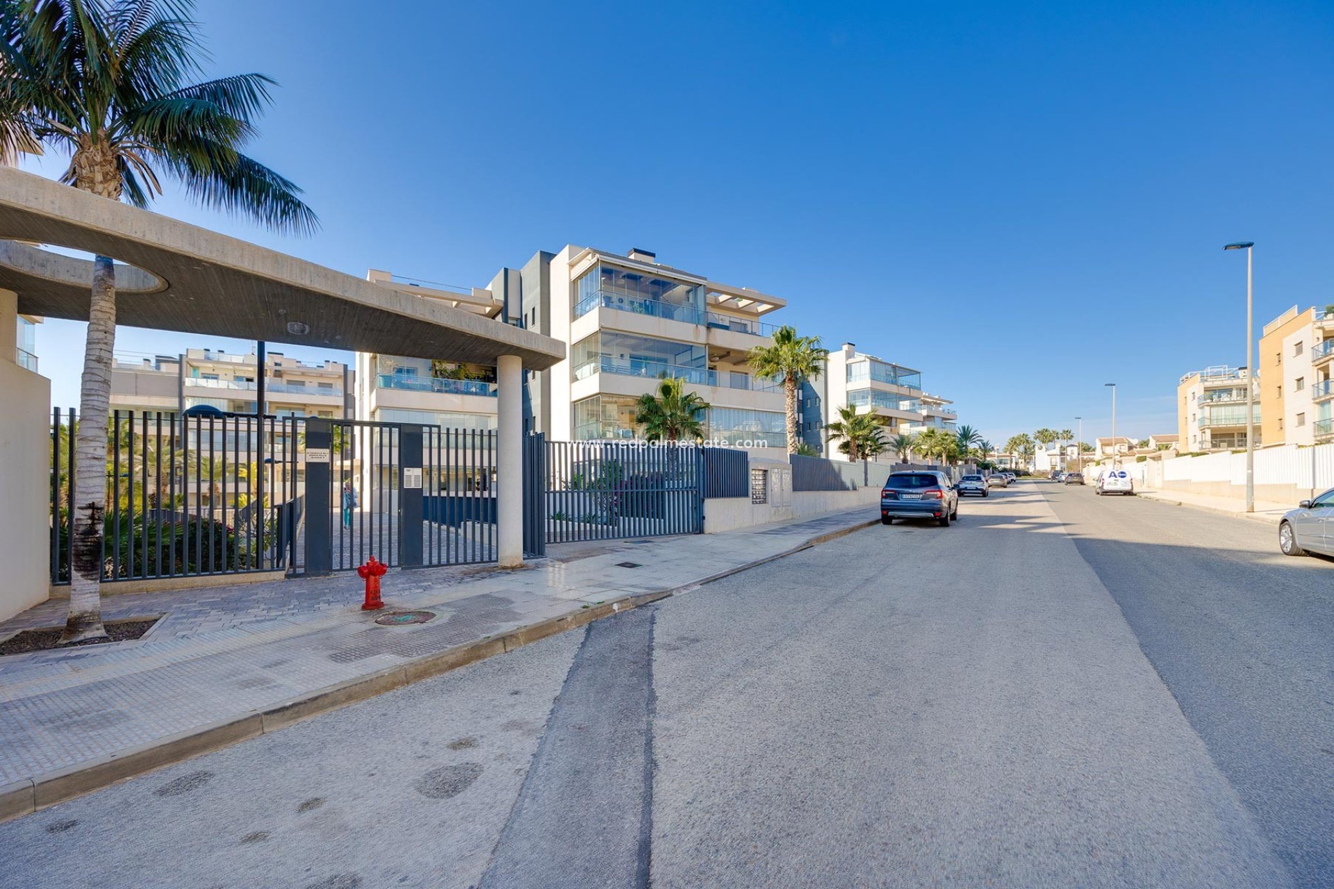 Återförsäljning - Lägenheter -
Orihuela Costa