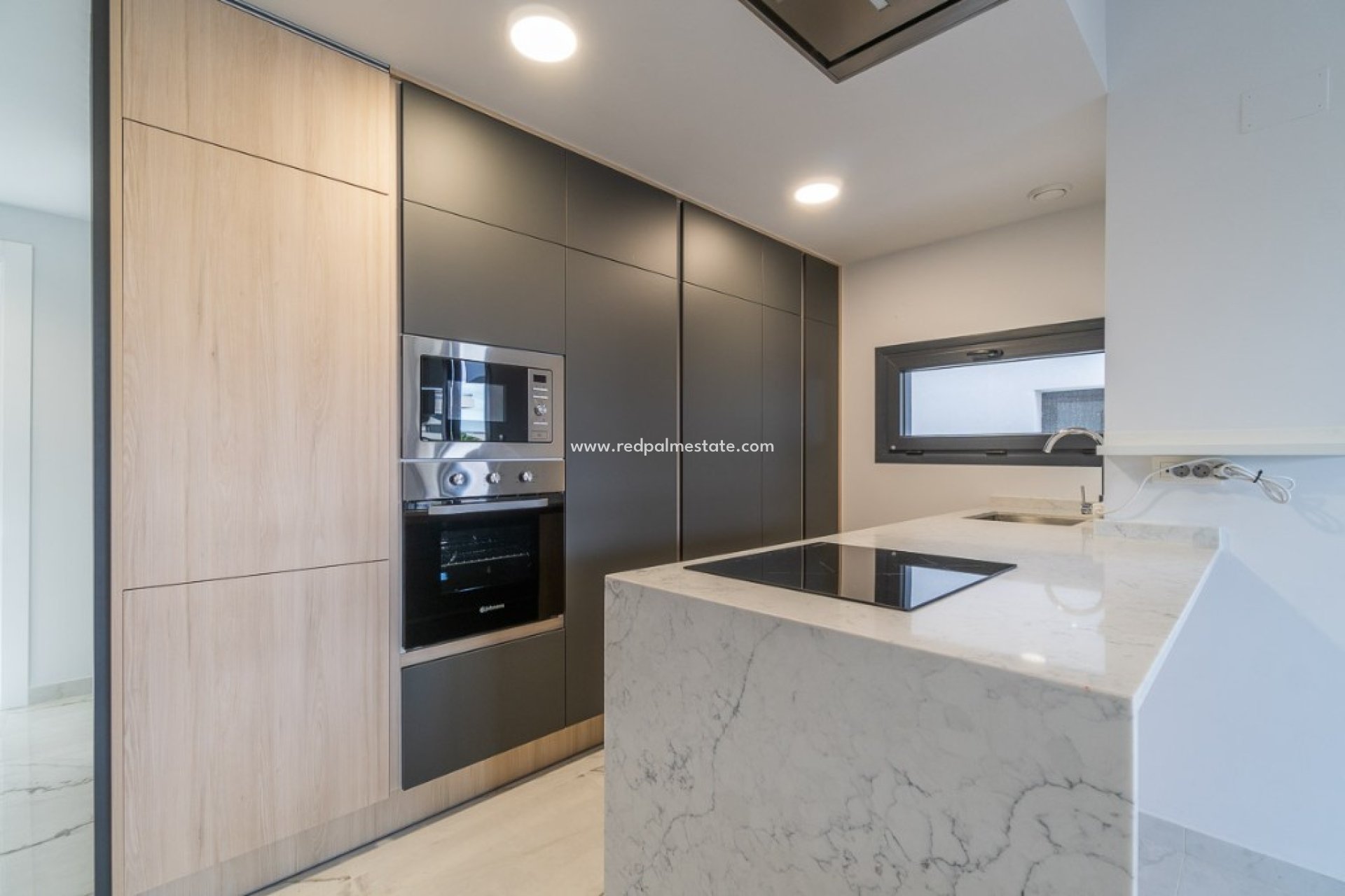 Återförsäljning - Lägenheter -
Orihuela Costa