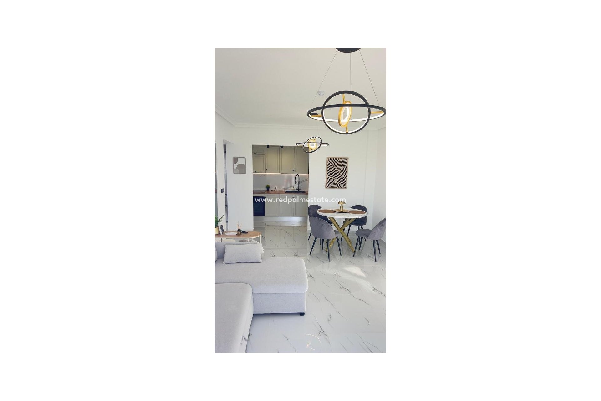 Återförsäljning - Lägenheter -
Orihuela Costa