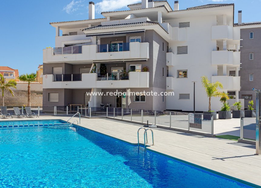 Återförsäljning - Lägenheter -
Orihuela Costa