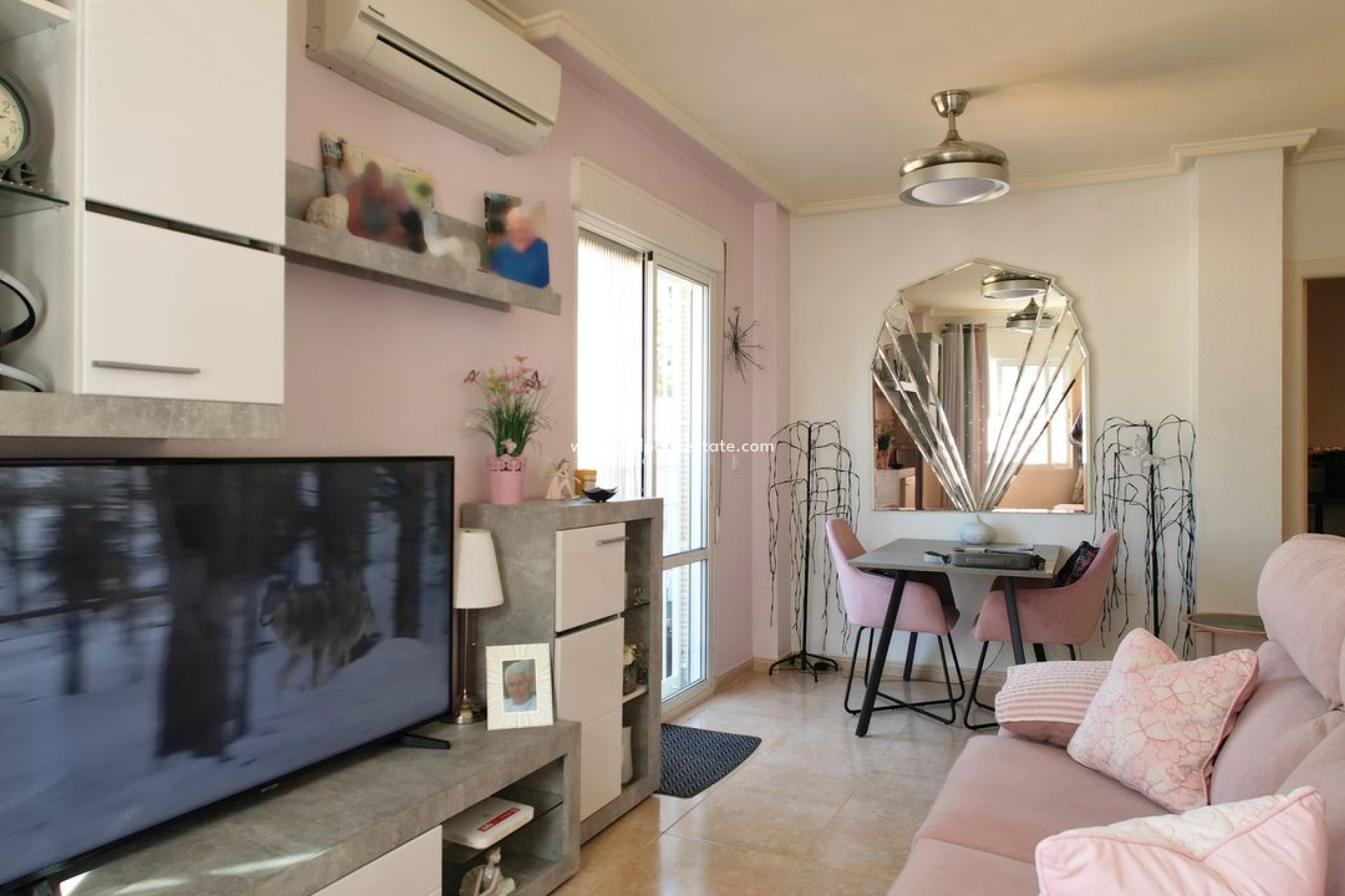 Återförsäljning - Lägenheter -
Rojales