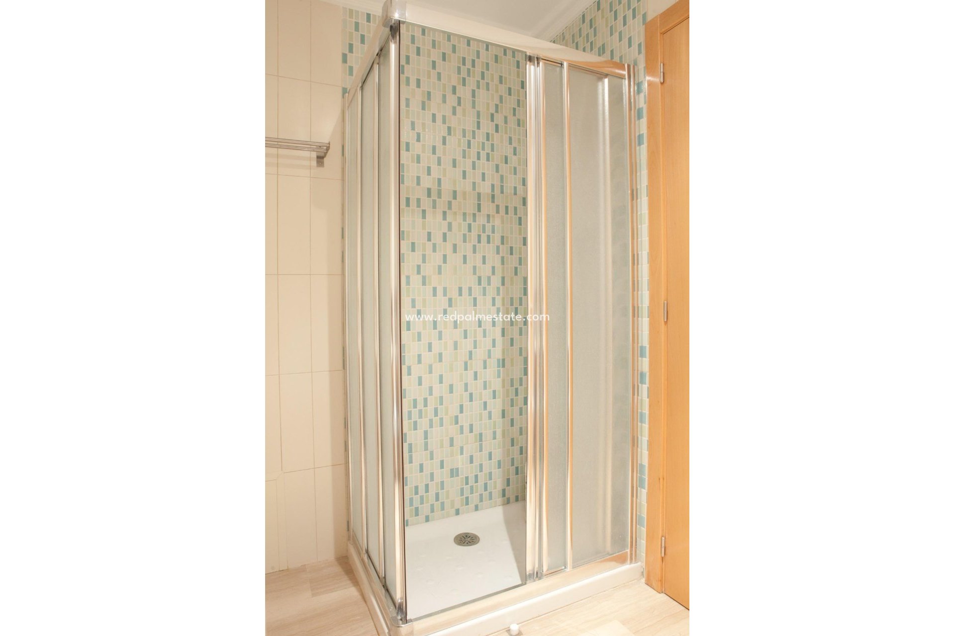 Återförsäljning - Lägenheter -
Santa Pola - Center