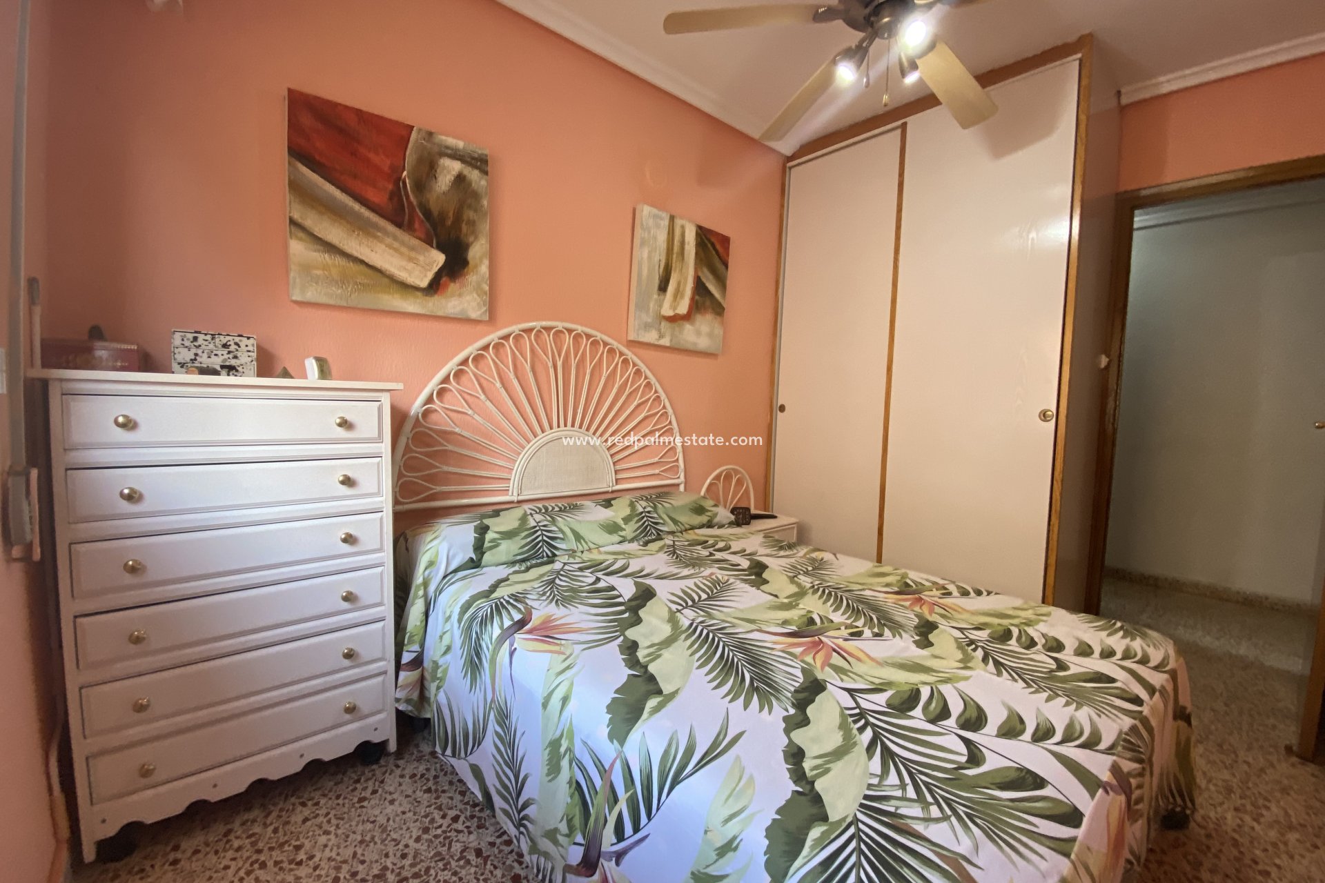 Återförsäljning - Lägenheter -
Santa Pola - Costa Blanca