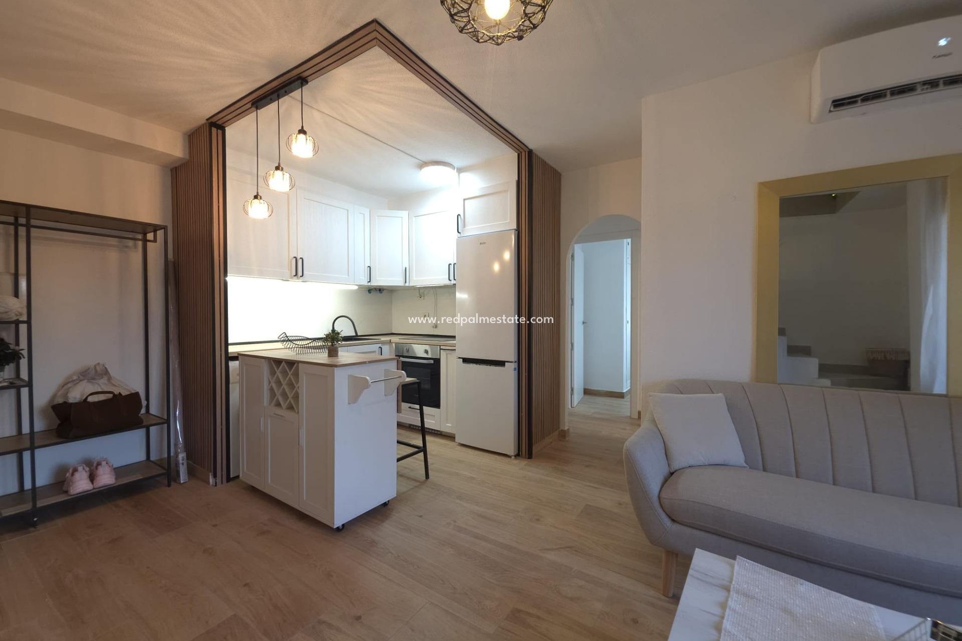 Återförsäljning - Lägenheter -
Torrevieja - Cala Ferris