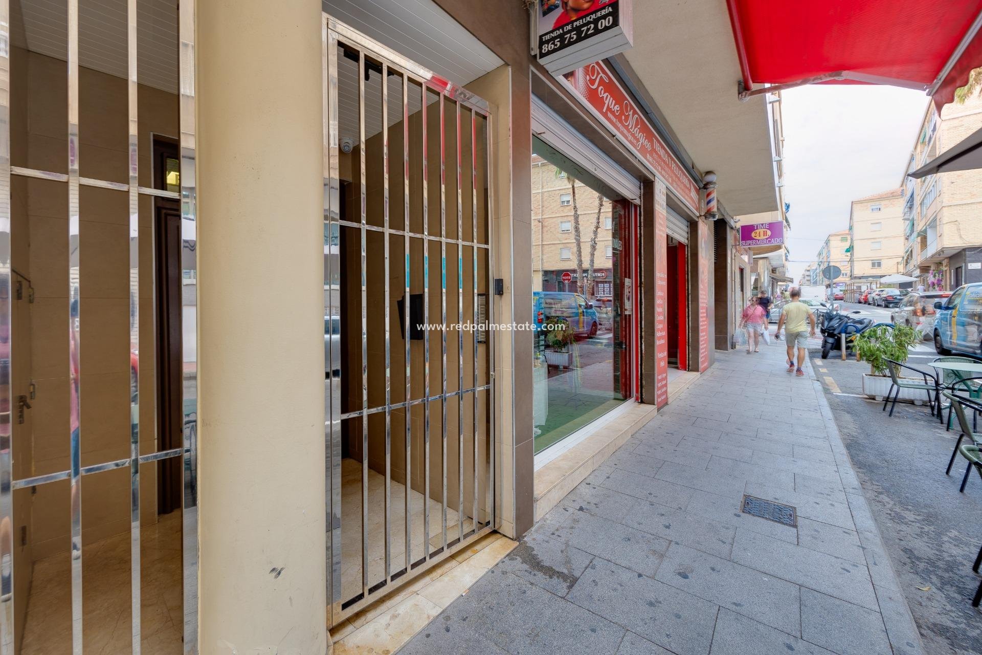 Återförsäljning - Lägenheter -
Torrevieja - Center