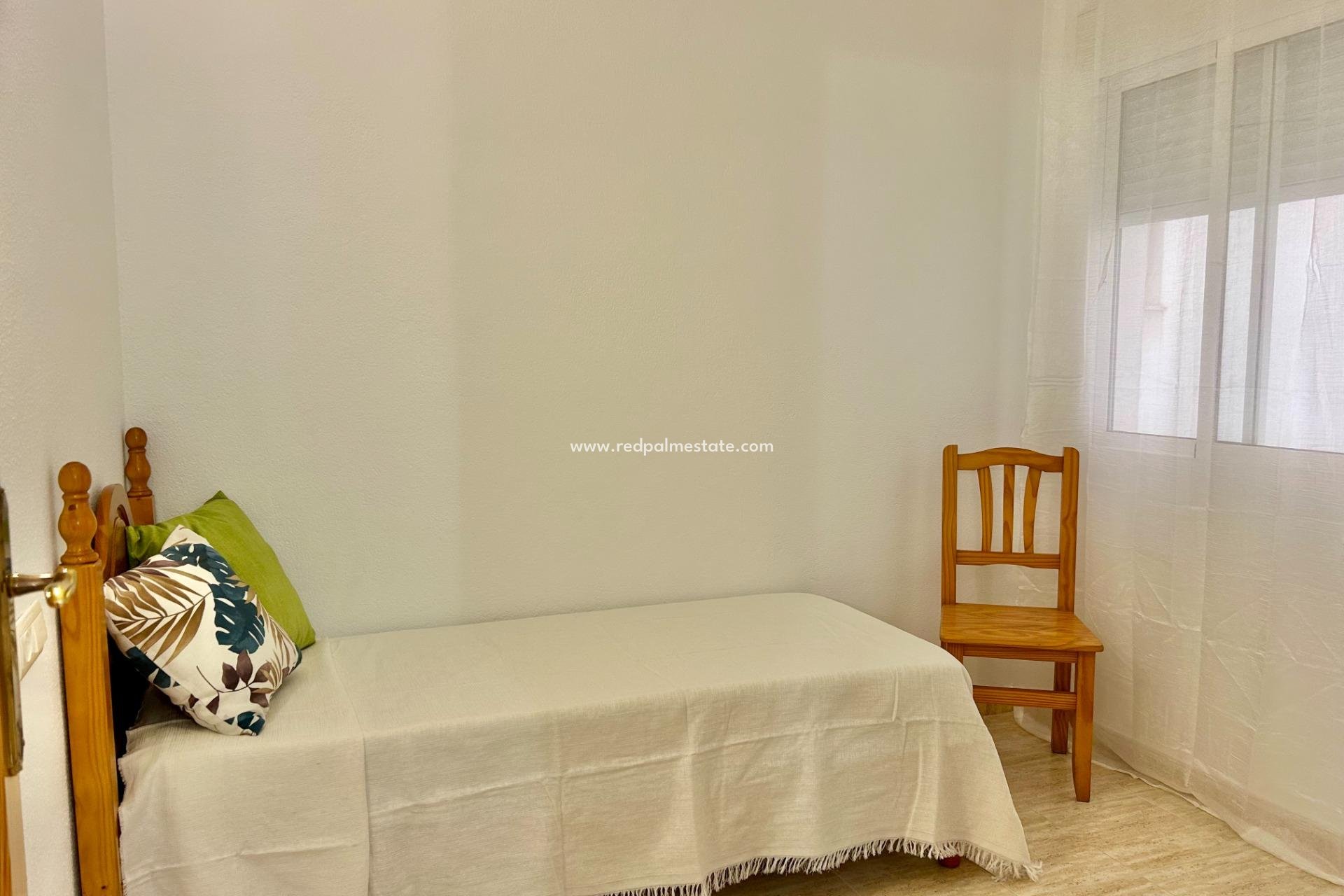 Återförsäljning - Lägenheter -
Torrevieja - Center