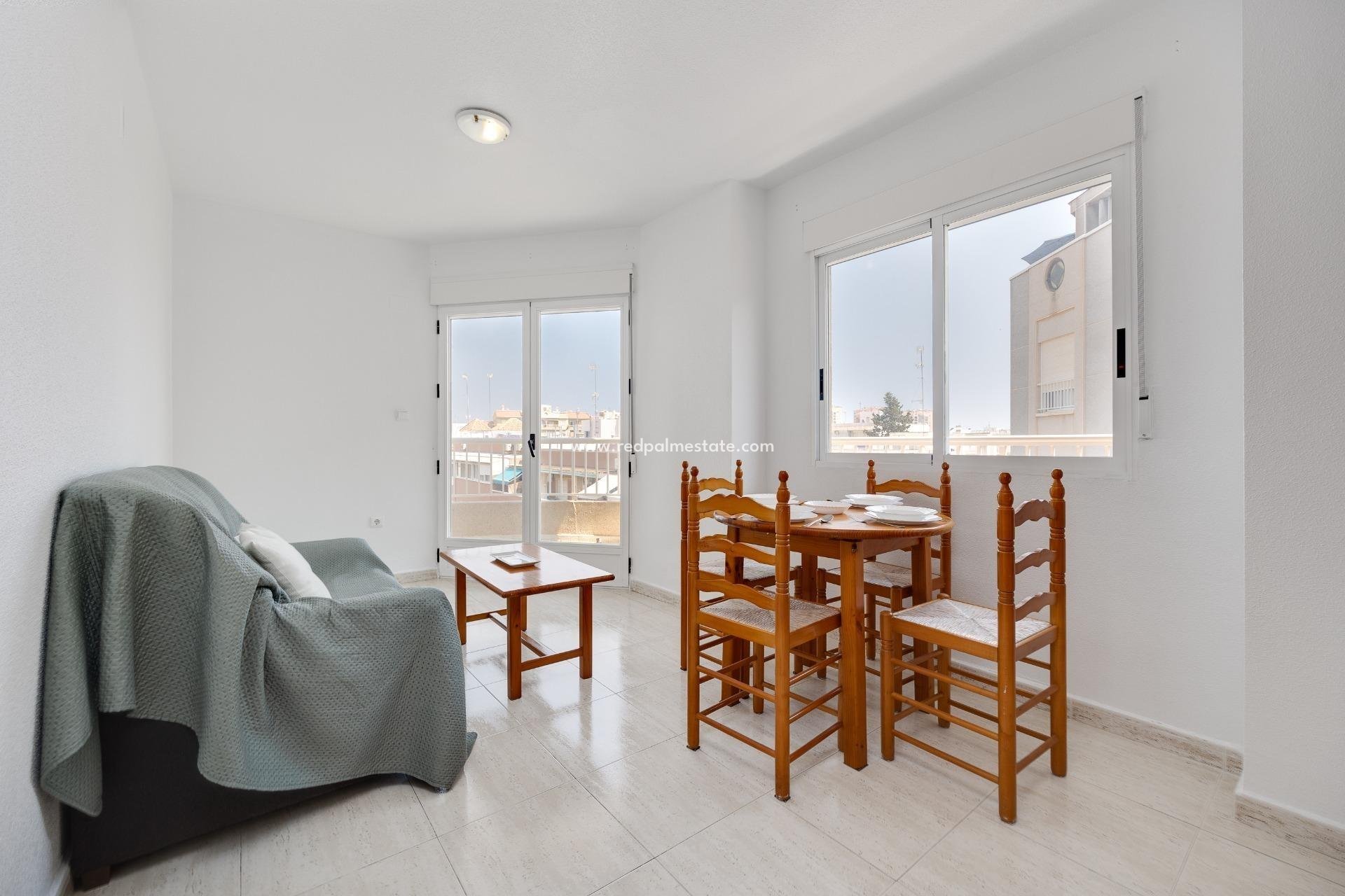 Återförsäljning - Lägenheter -
Torrevieja - Centro Torrevieja