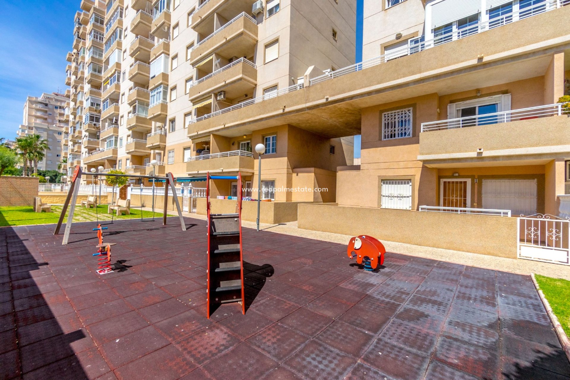 Återförsäljning - Lägenheter -
Torrevieja - Centro Torrevieja