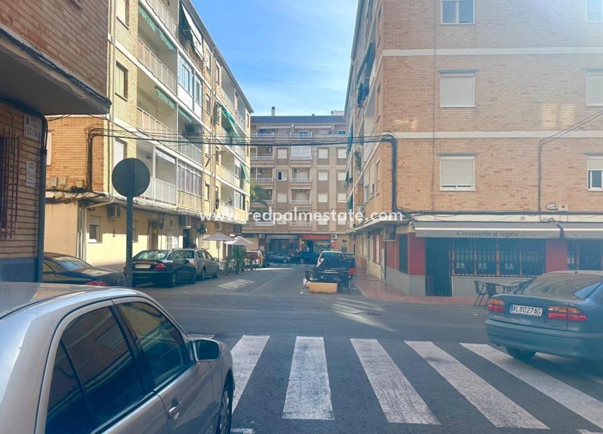 Återförsäljning - Lägenheter -
Torrevieja - Centro Torrevieja