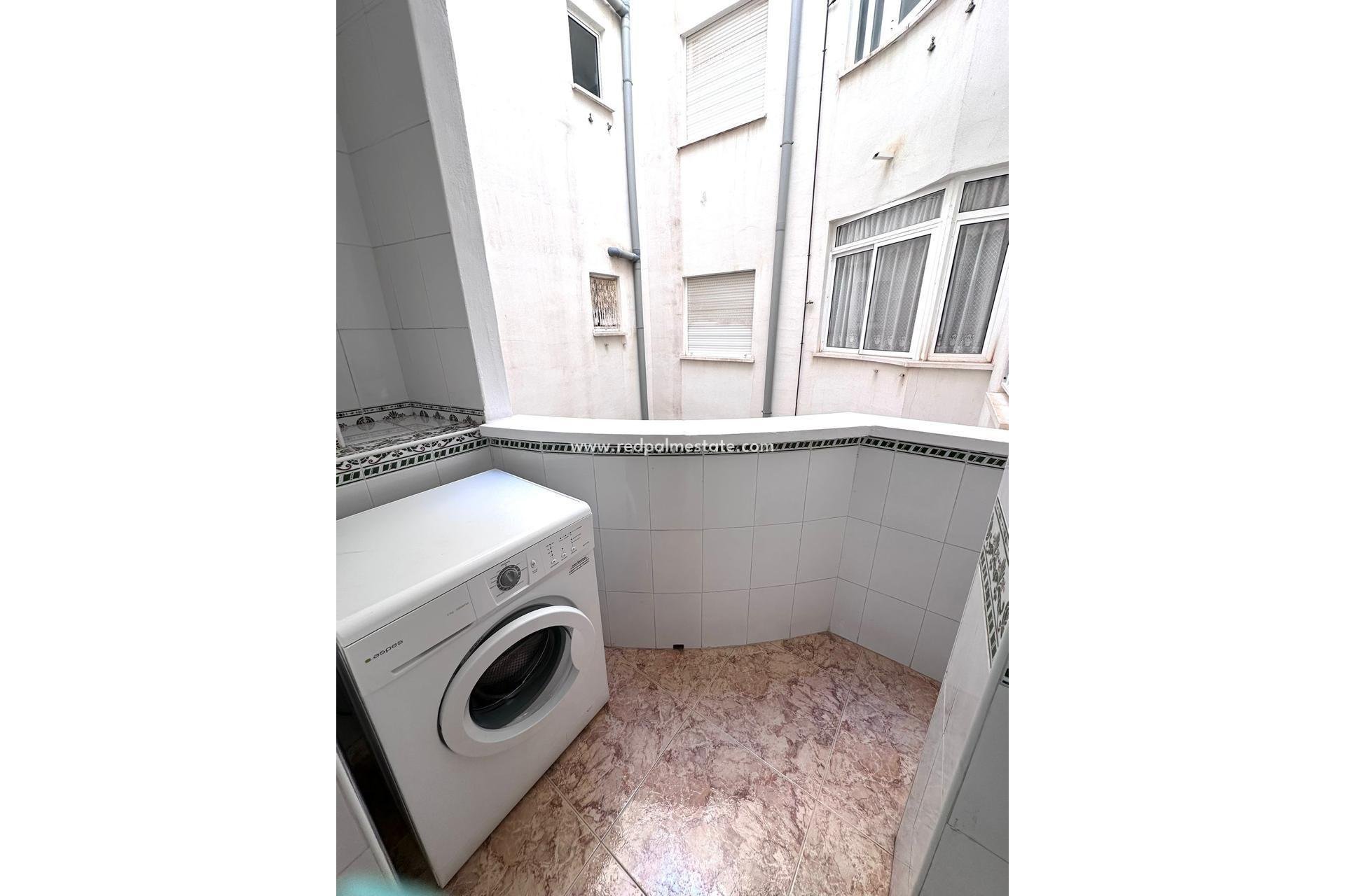 Återförsäljning - Lägenheter -
Torrevieja - Centro Torrevieja