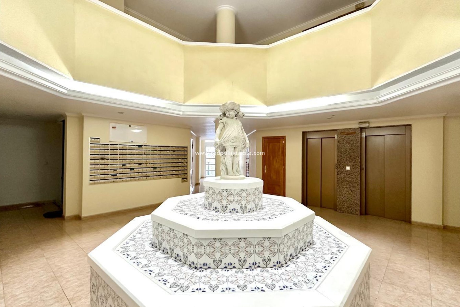 Återförsäljning - Lägenheter -
Torrevieja - Centro Torrevieja