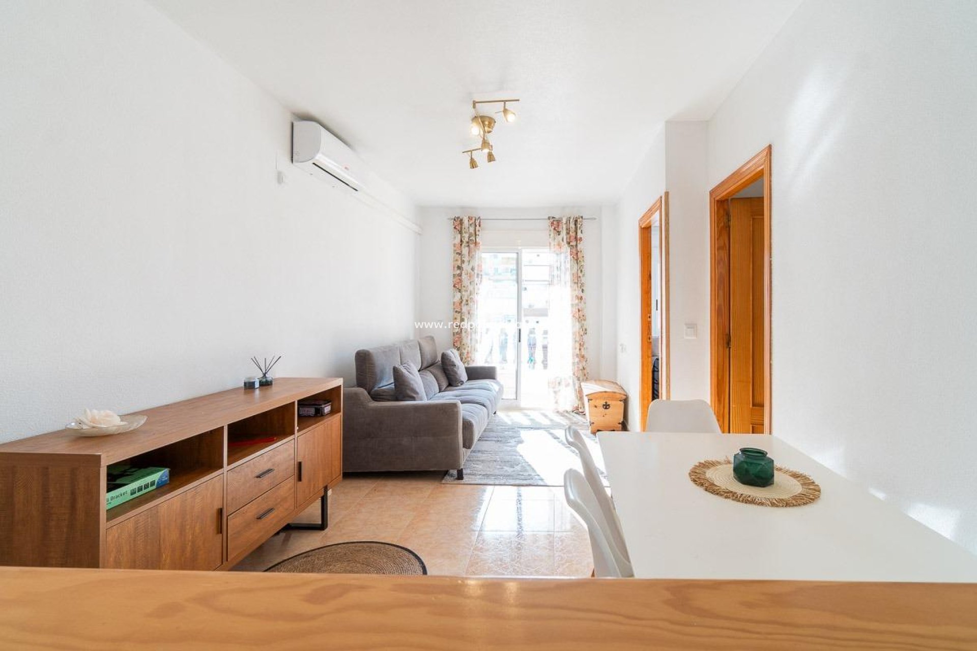 Återförsäljning - Lägenheter -
Torrevieja - Centro Torrevieja