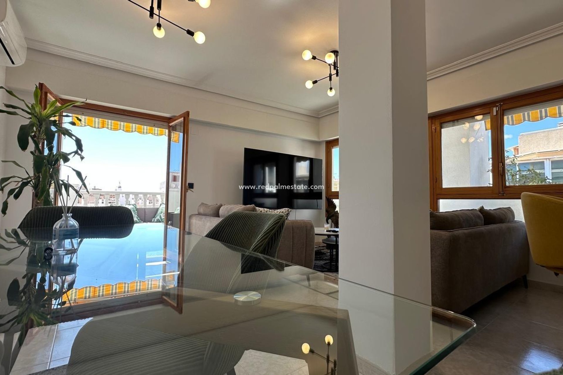 Återförsäljning - Lägenheter -
Torrevieja - Centro Torrevieja