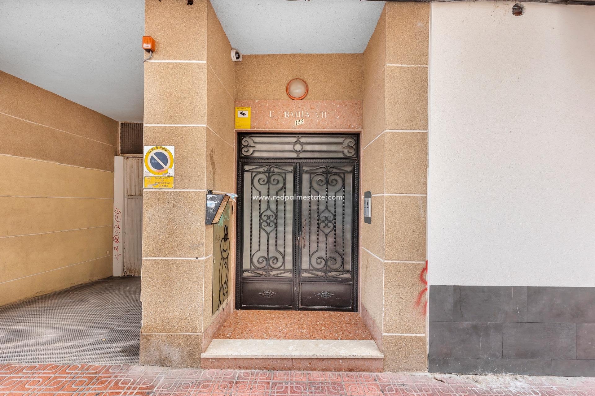 Återförsäljning - Lägenheter -
Torrevieja - Centro Torrevieja