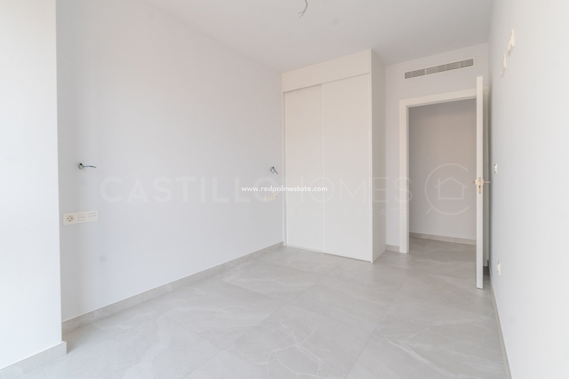 Återförsäljning - Lägenheter -
Torrevieja - Centro