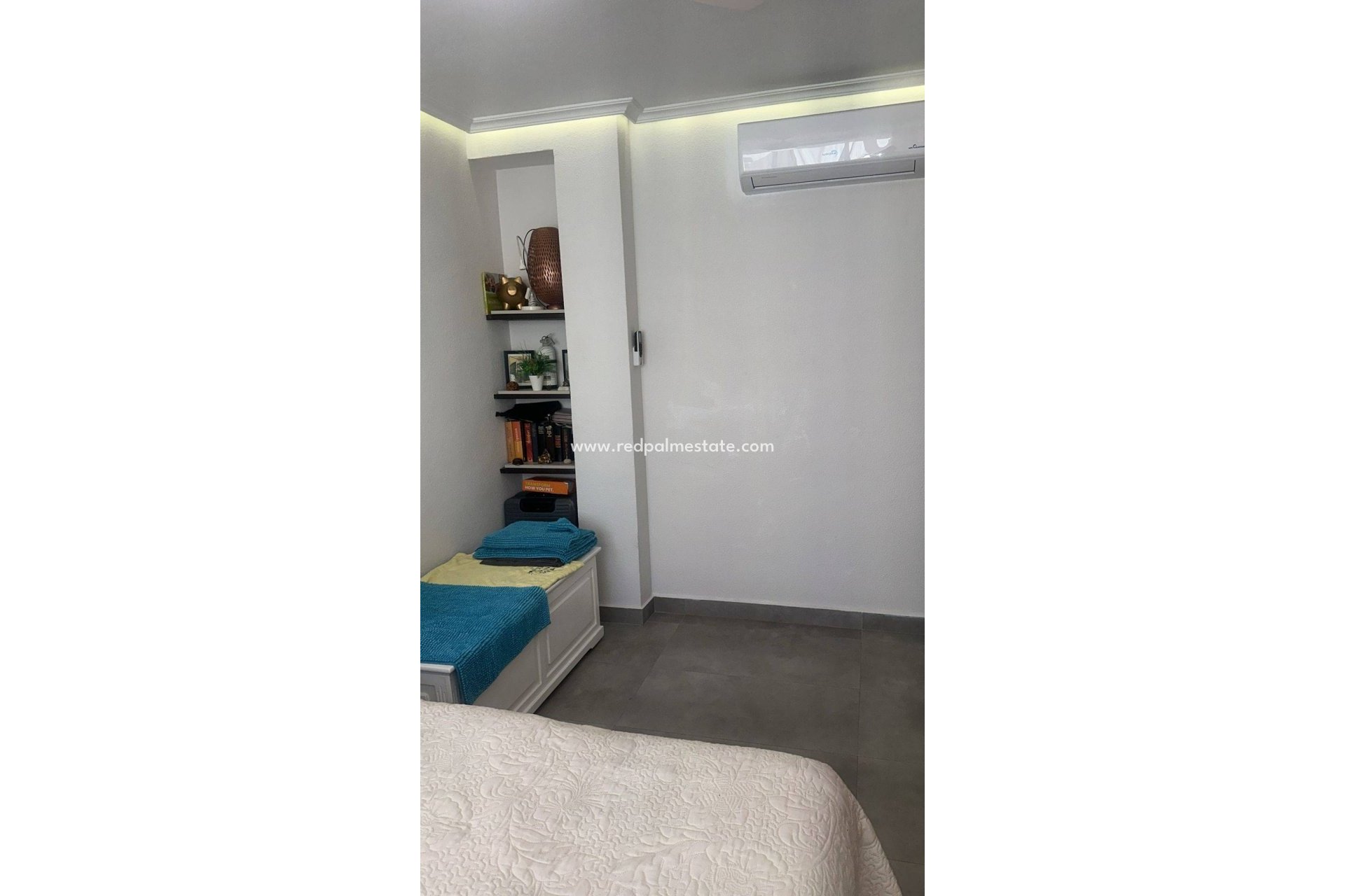 Återförsäljning - Lägenheter -
Torrevieja - Centro