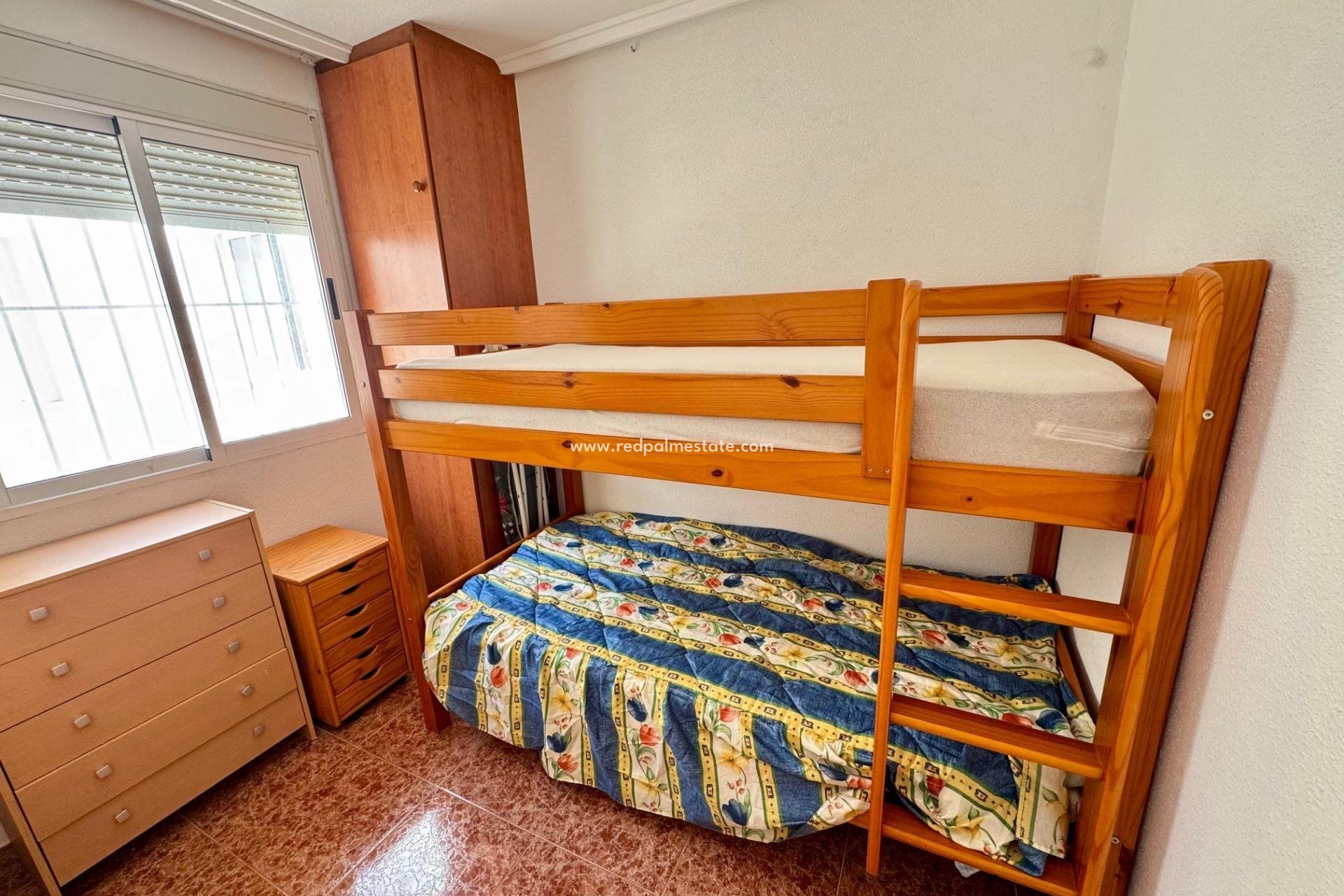 Återförsäljning - Lägenheter -
Torrevieja - Centro