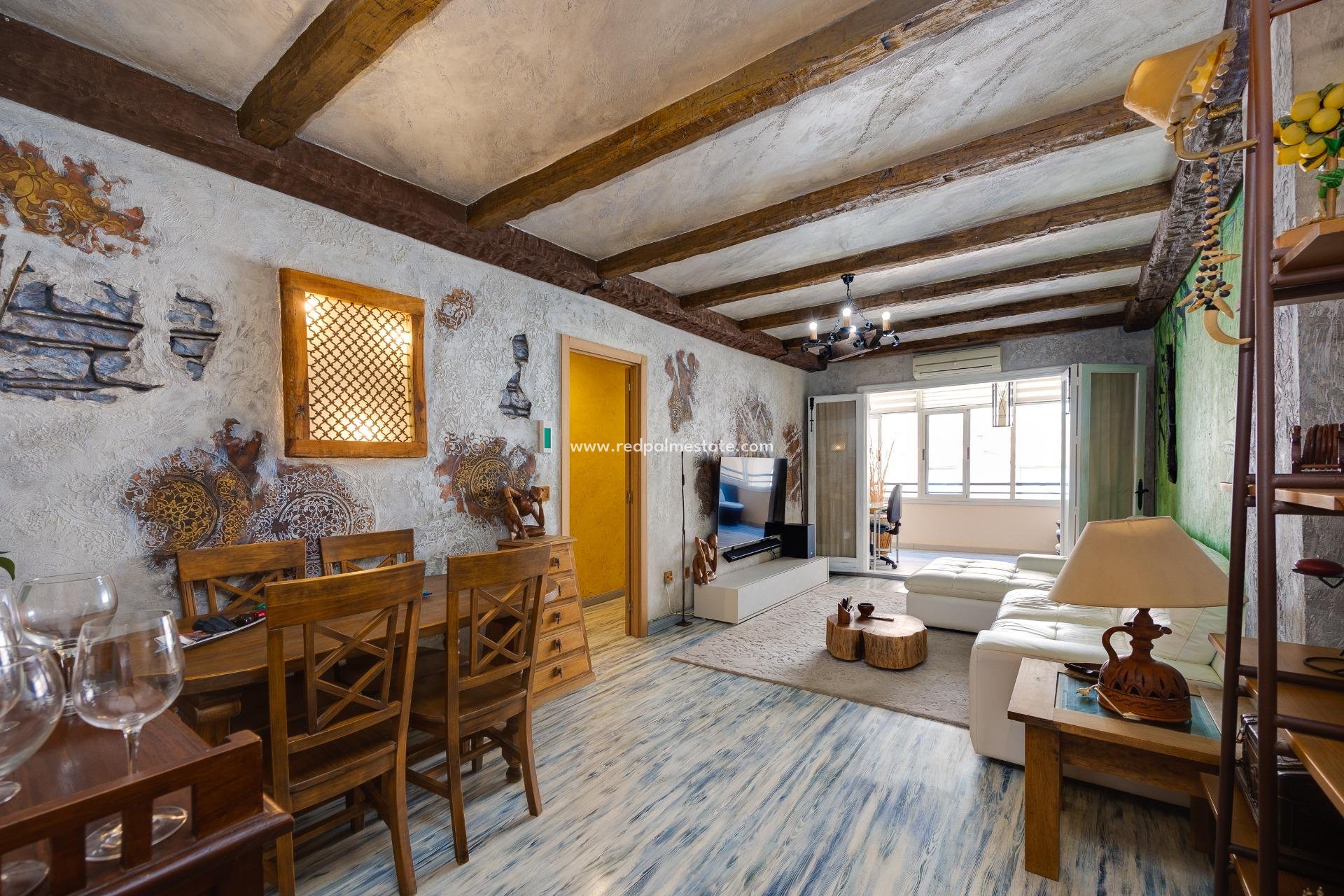 Återförsäljning - Lägenheter -
Torrevieja - El Acequión - Los Náufragos