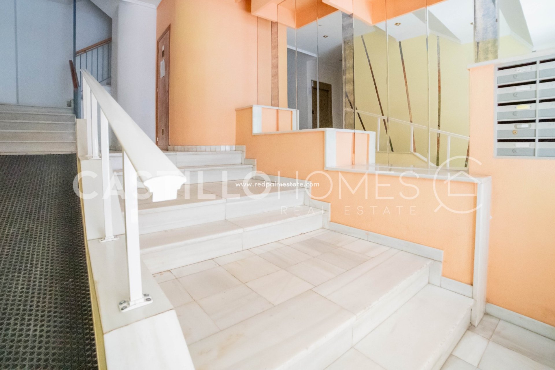 Återförsäljning - Lägenheter -
Torrevieja - El Acequión - Los Náufragos