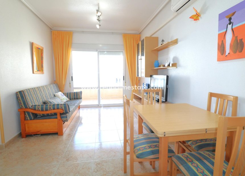 Återförsäljning - Lägenheter -
Torrevieja - El Acequión - Los Náufragos