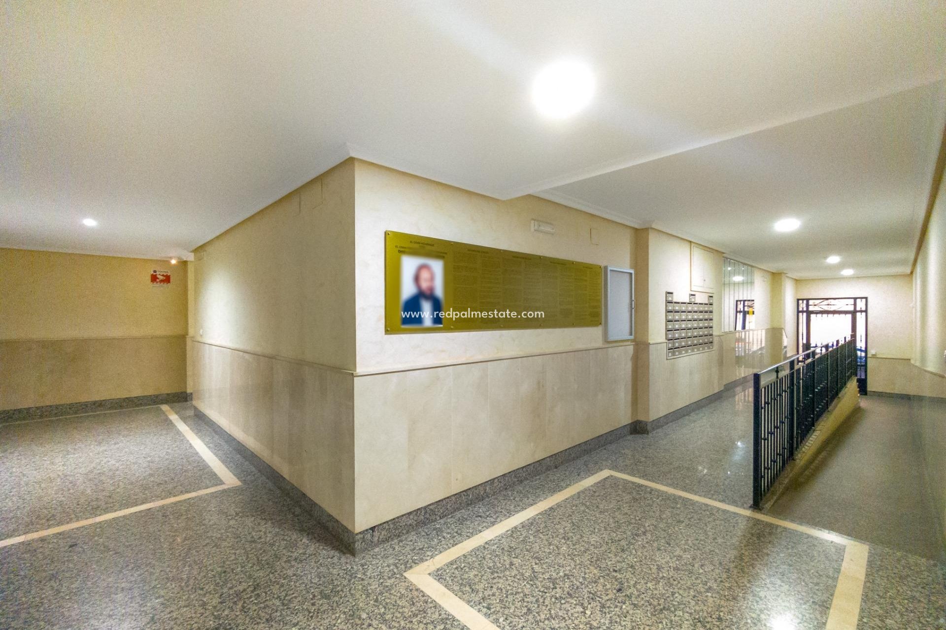 Återförsäljning - Lägenheter -
Torrevieja - El Acequión - Los Náufragos