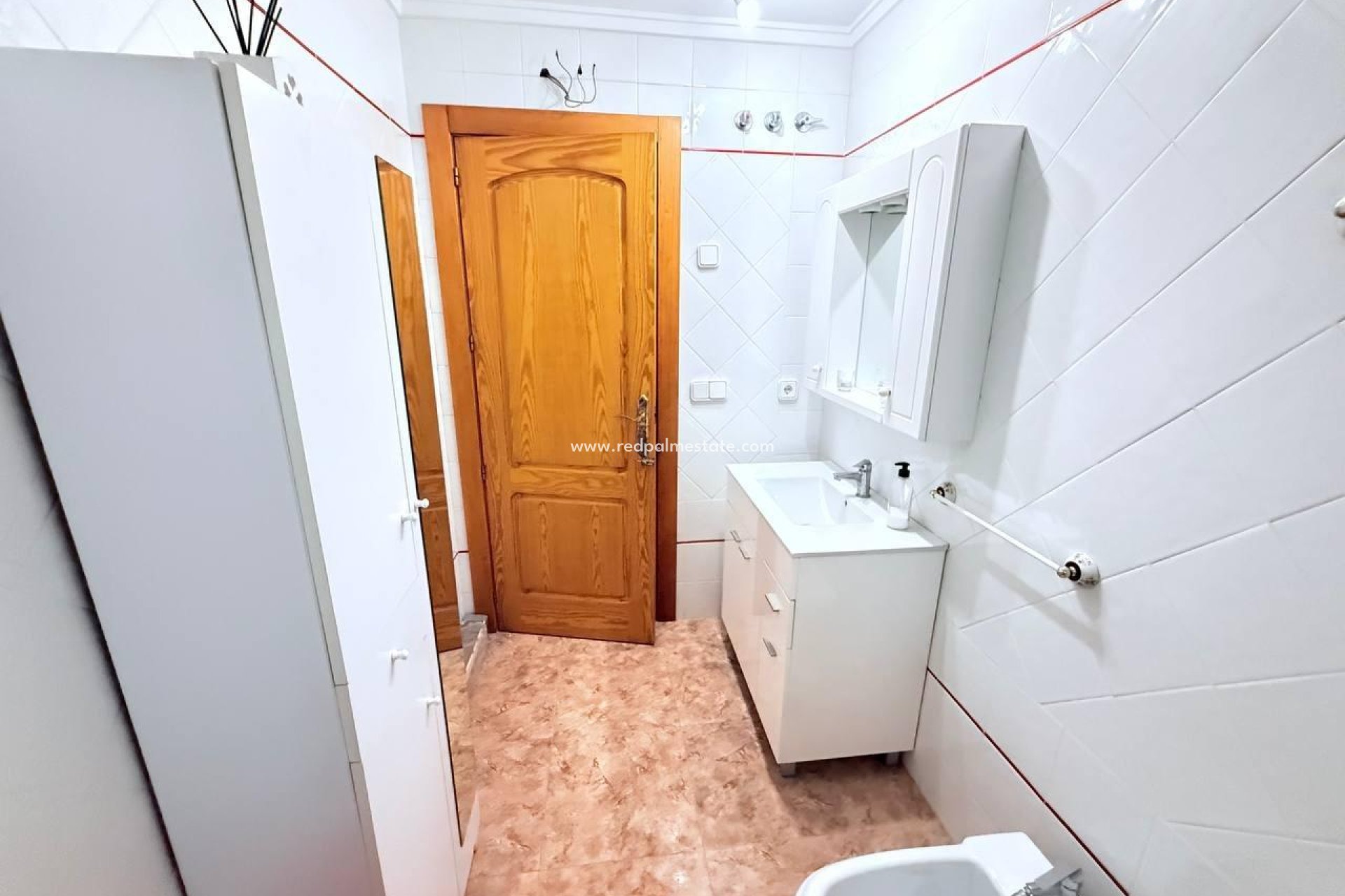 Återförsäljning - Lägenheter -
Torrevieja - La Mata