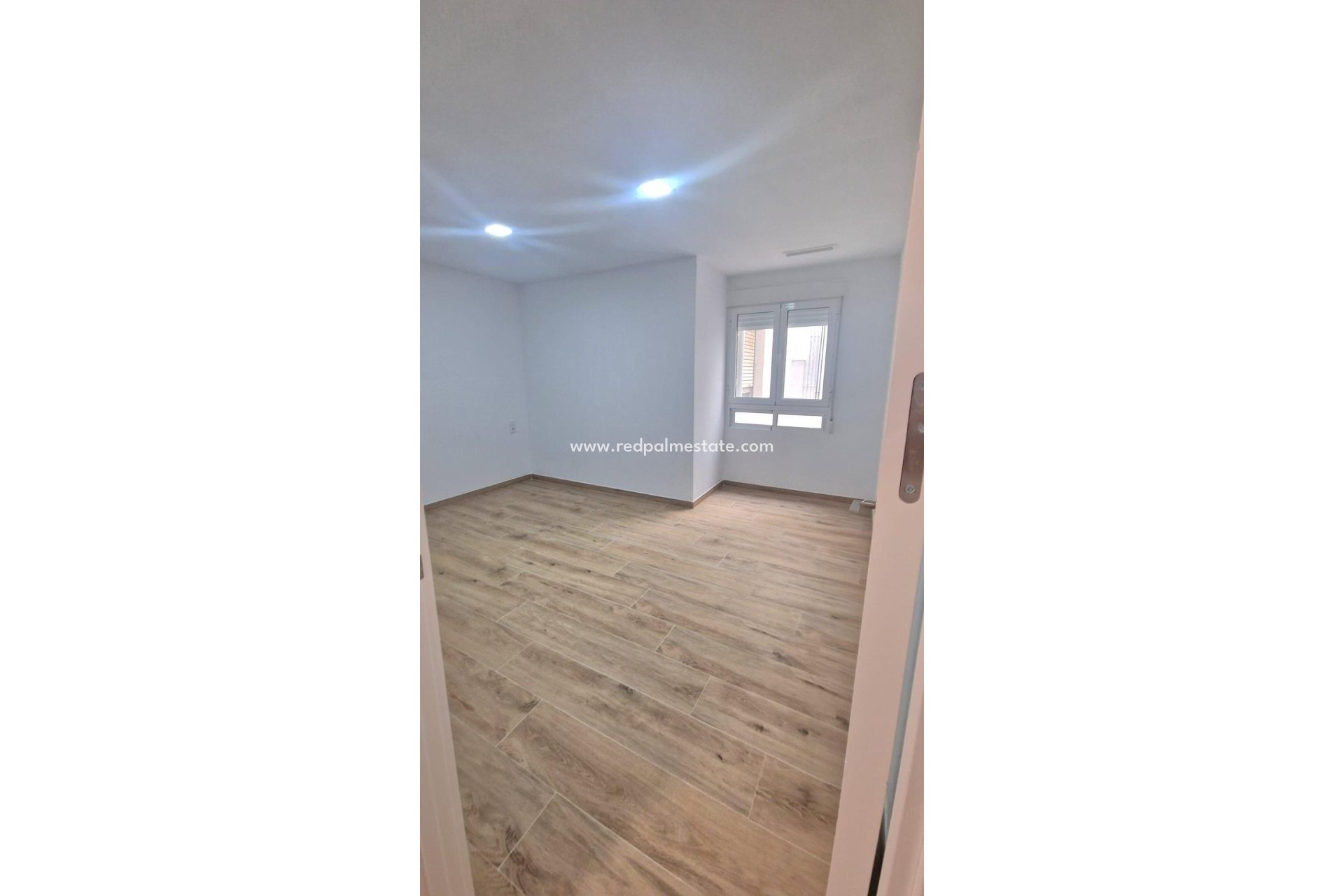 Återförsäljning - Lägenheter -
Torrevieja - La Mata