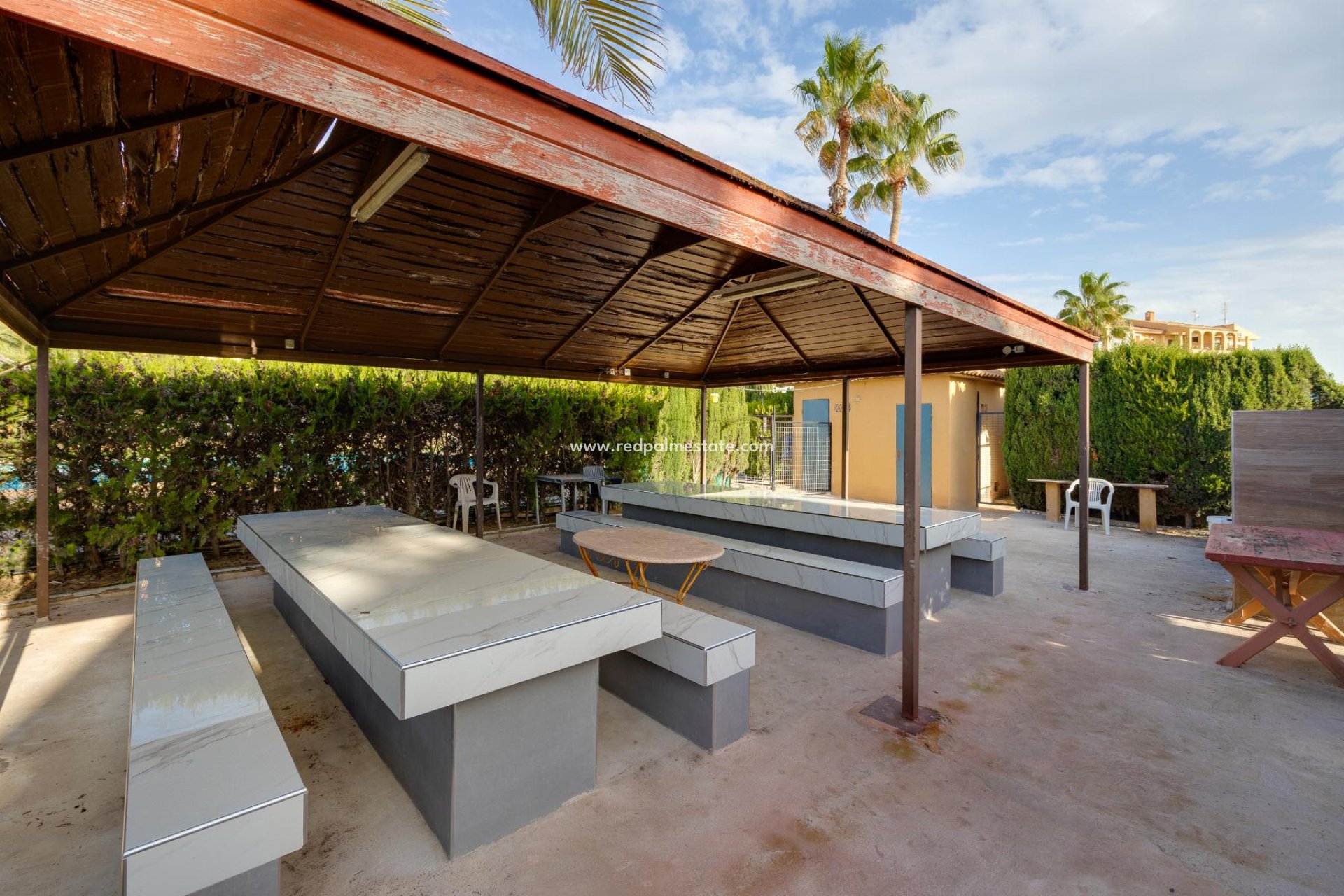 Återförsäljning - Lägenheter -
Torrevieja - La Mata