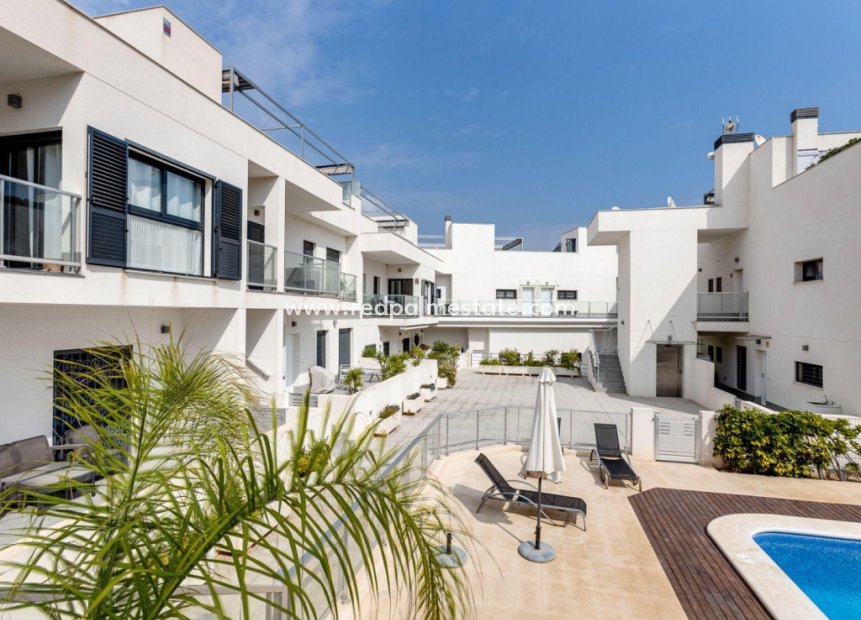 Återförsäljning - Lägenheter -
Torrevieja - La Mata