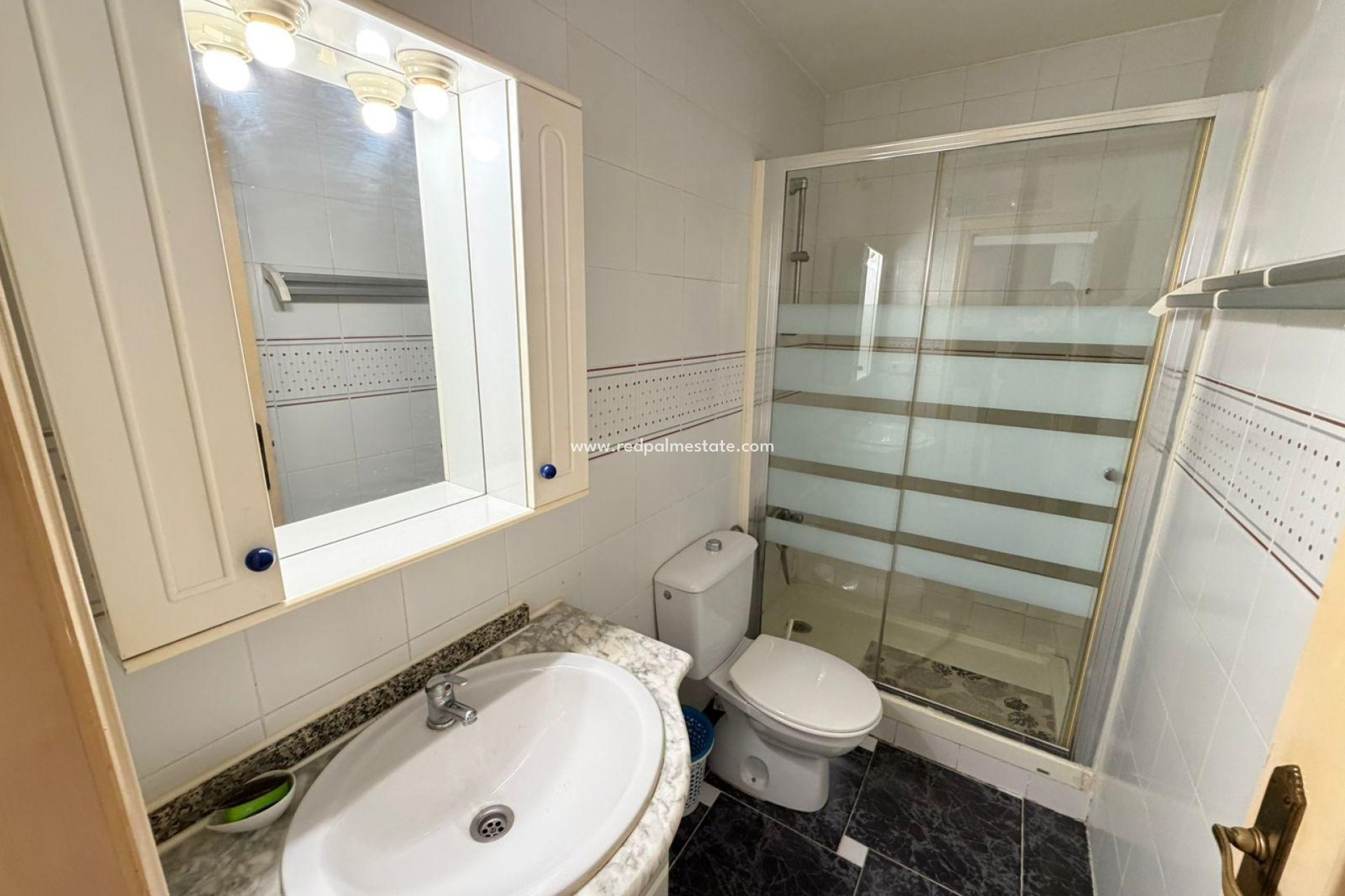 Återförsäljning - Lägenheter -
Torrevieja - La Mata