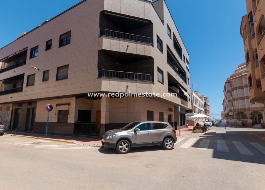 Återförsäljning - Lägenheter -
Torrevieja - La Mata