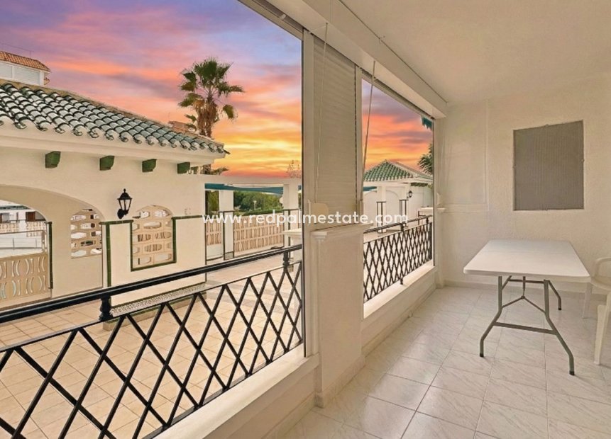 Återförsäljning - Lägenheter -
Torrevieja - La Mata