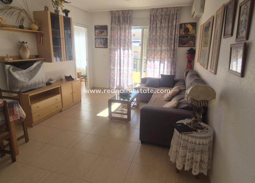 Återförsäljning - Lägenheter -
Torrevieja - La Mata