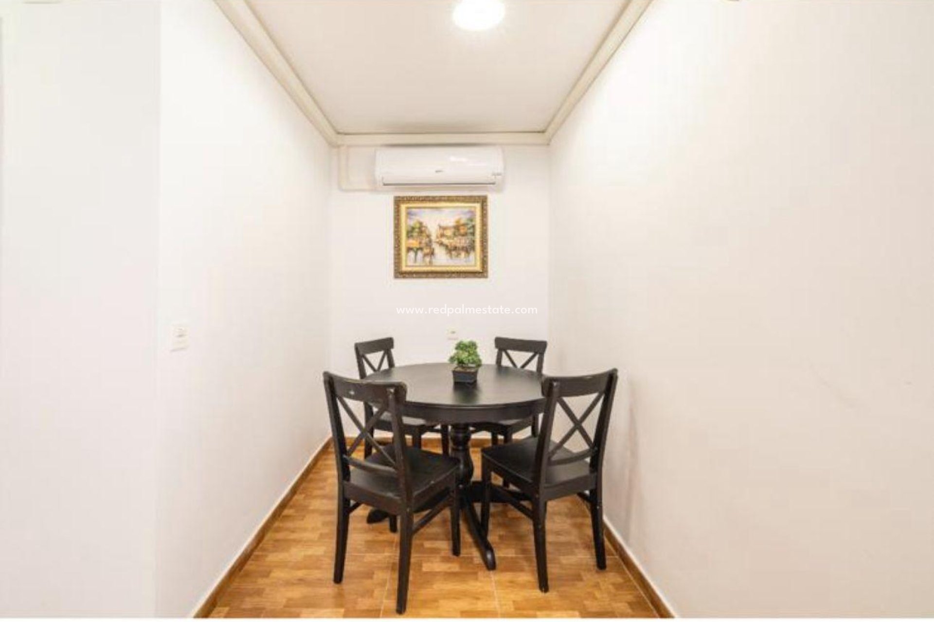 Återförsäljning - Lägenheter -
Torrevieja - La Mata