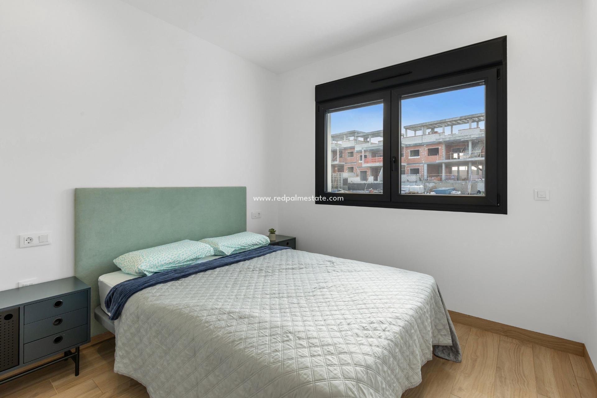 Återförsäljning - Lägenheter -
Torrevieja - Los balcones