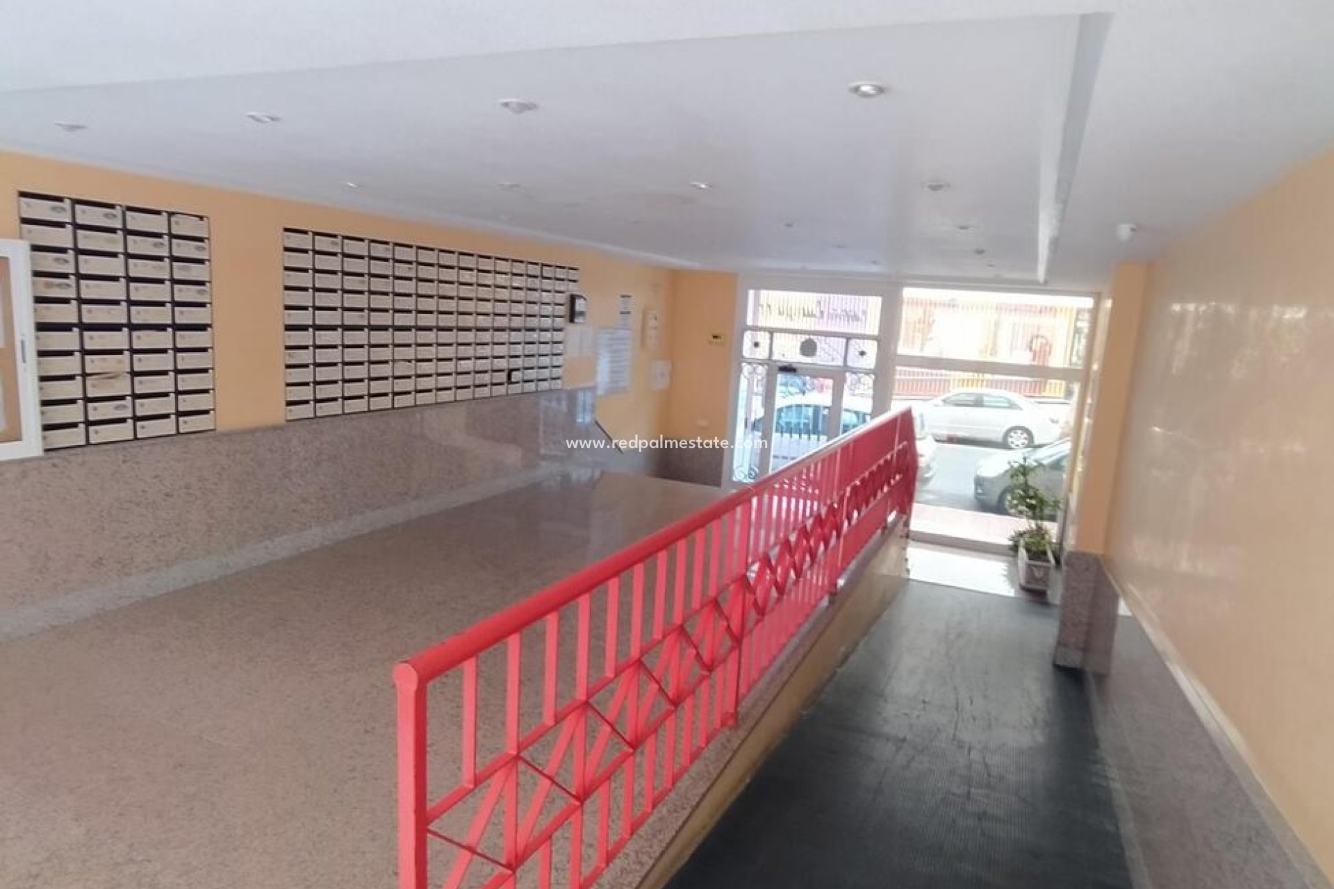 Återförsäljning - Lägenheter -
Torrevieja - PARQUE DE LAS NACIONES