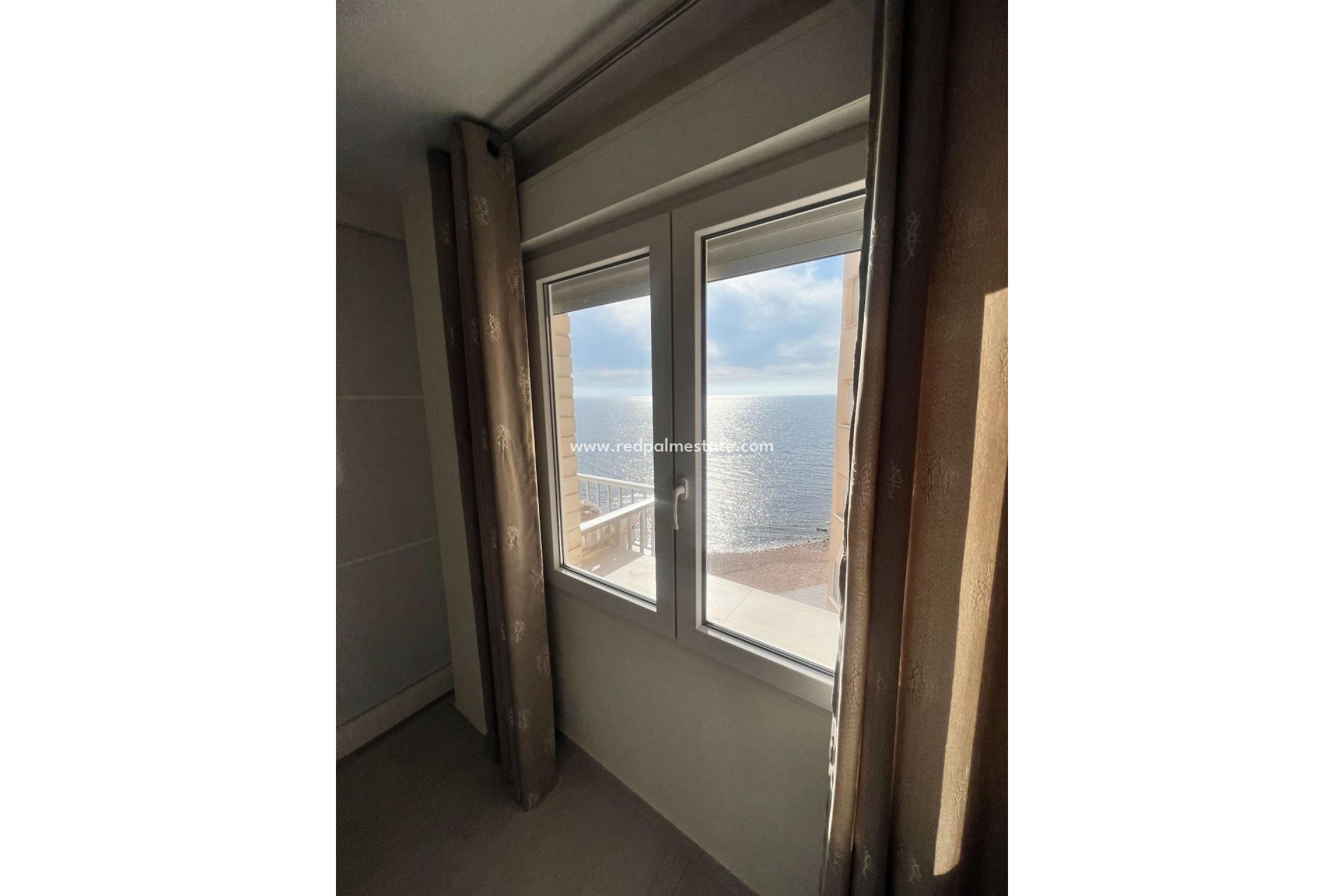 Återförsäljning - Lägenheter -
Torrevieja - Playa del Cura