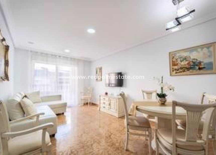 Återförsäljning - Lägenheter -
Torrevieja - Playa del Cura