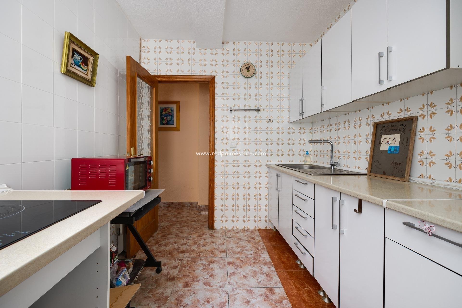 Återförsäljning - Lägenheter -
Torrevieja - Playa del cura