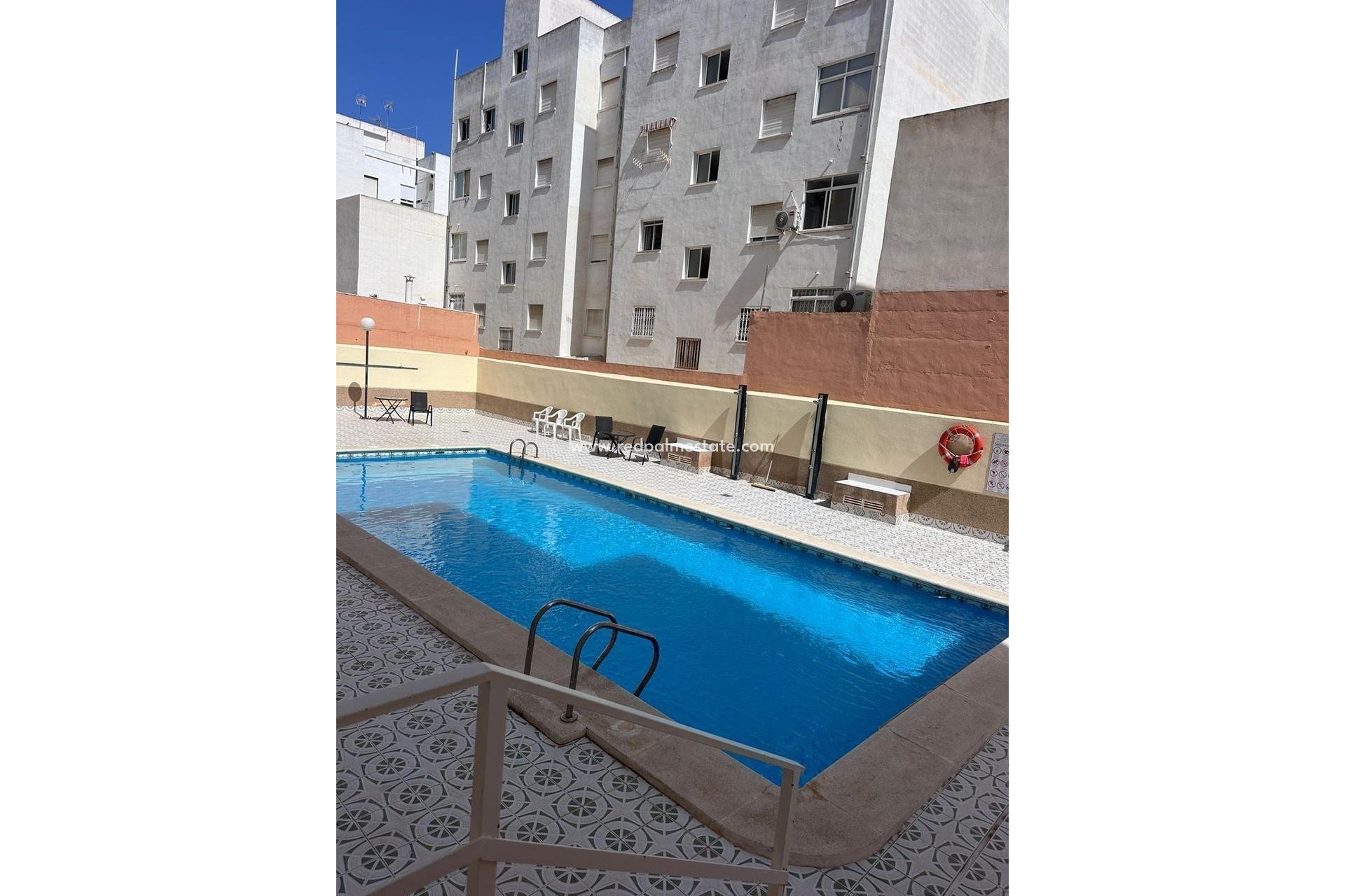 Återförsäljning - Lägenheter -
Torrevieja - Playa del Cura