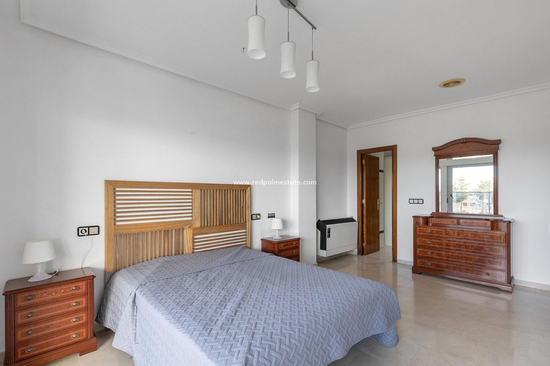 Återförsäljning - Lägenheter -
Torrevieja - Playa del Cura