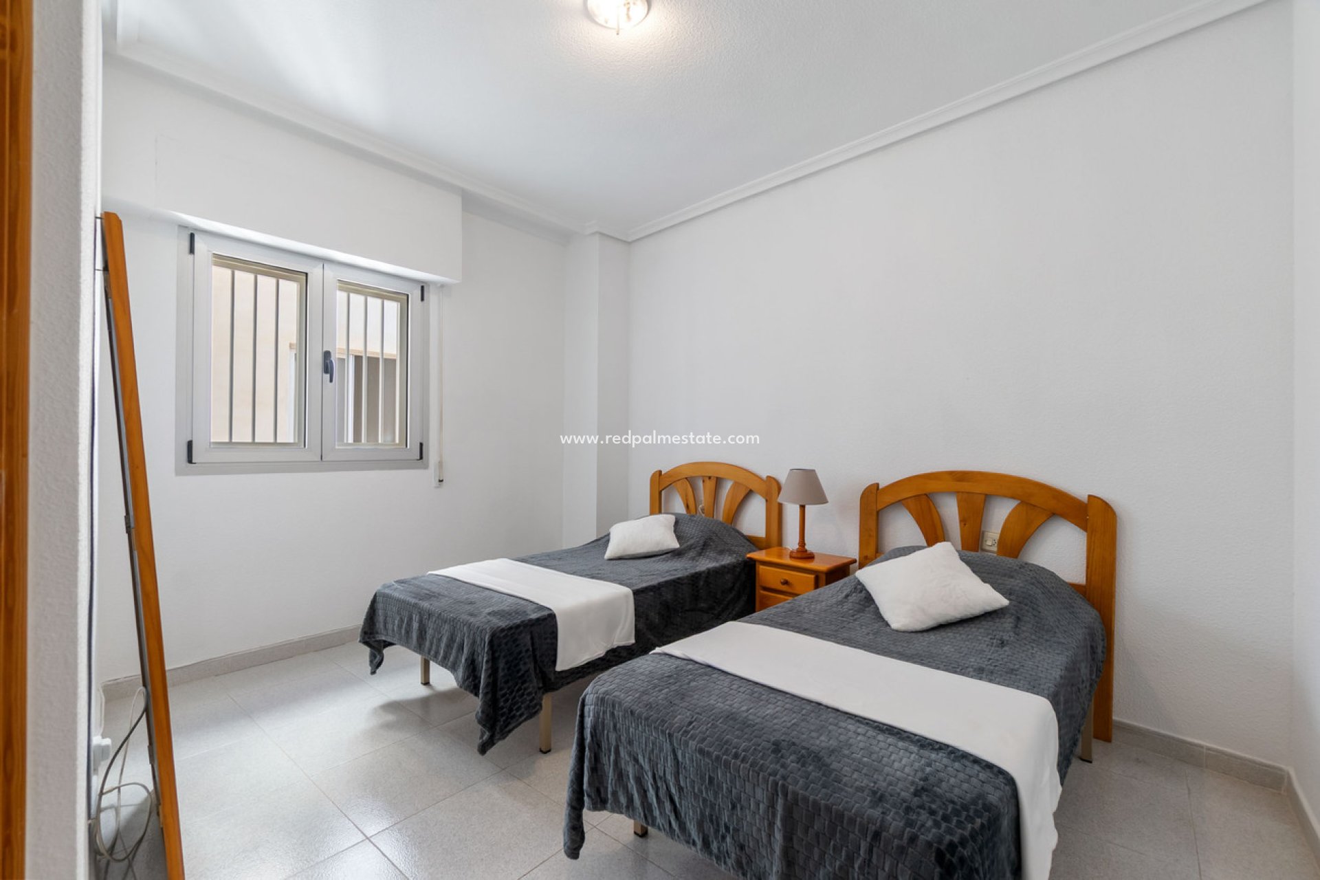 Återförsäljning - Lägenheter -
Torrevieja - Playa del Cura