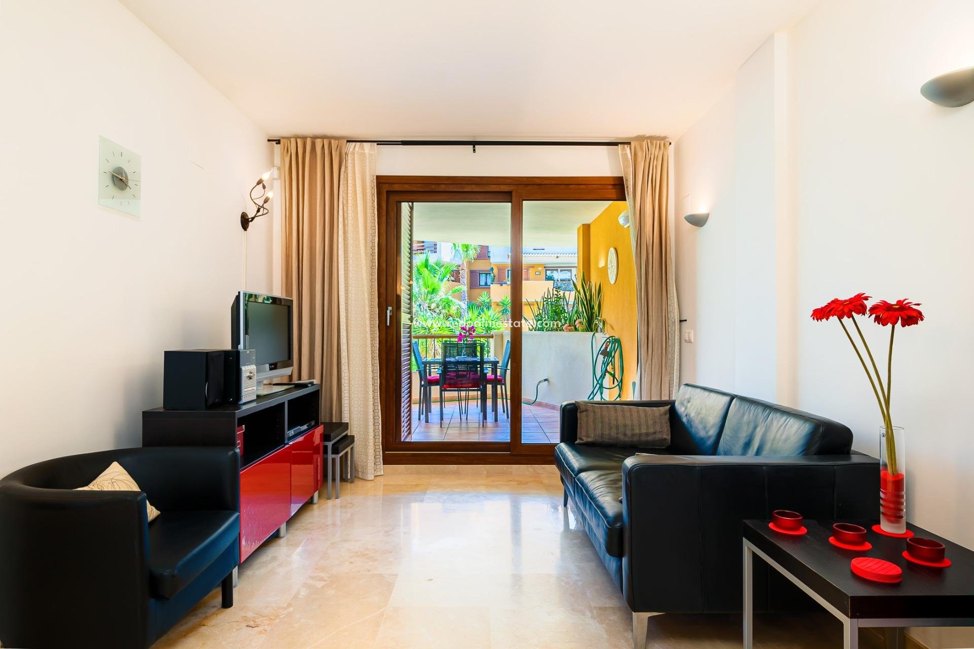 Återförsäljning - Lägenheter -
Torrevieja - Punta prima