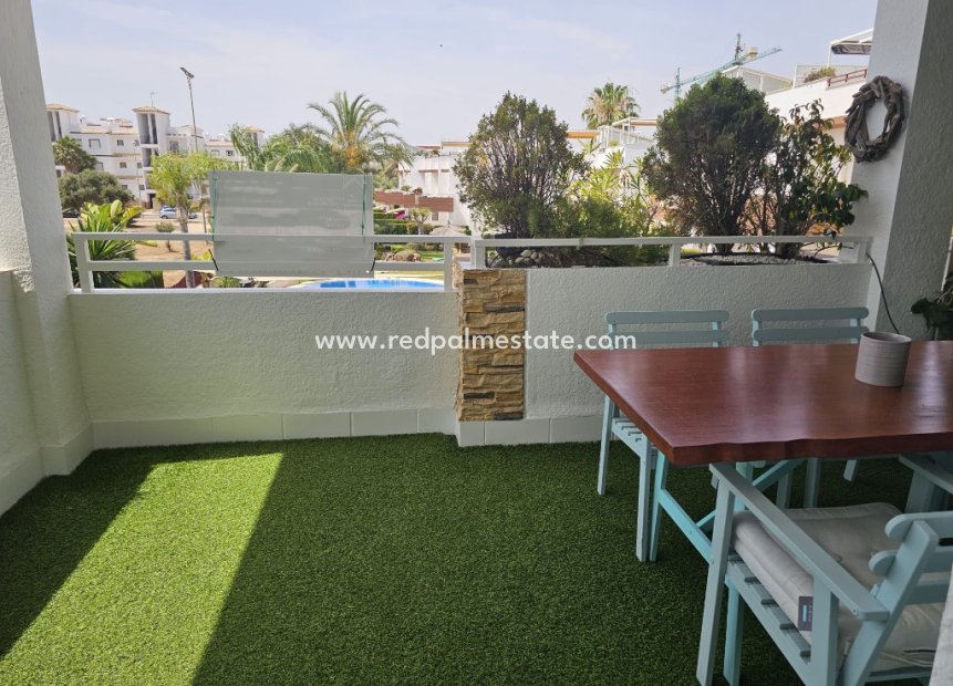 Återförsäljning - Lägenheter -
Torrevieja - Punta prima