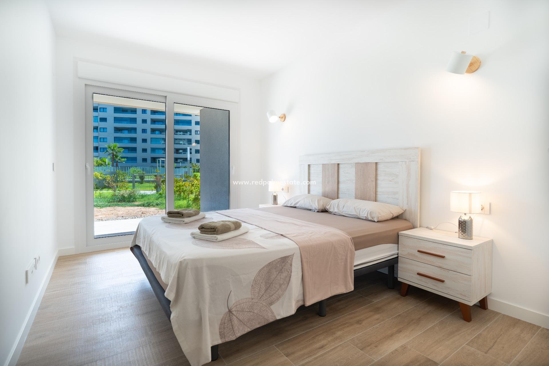 Återförsäljning - Lägenheter -
Torrevieja - Punta prima