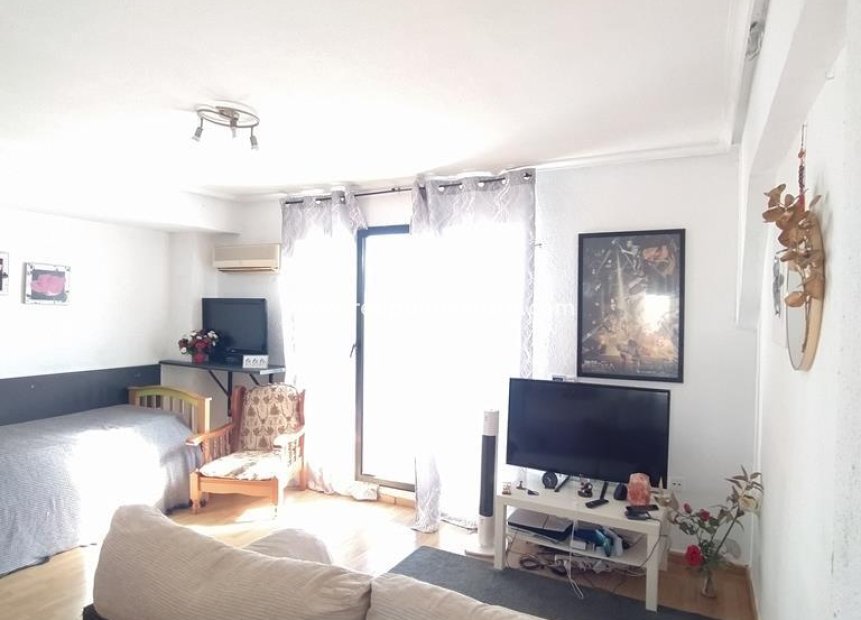 Återförsäljning - Lägenheter -
Torrevieja - Punta prima